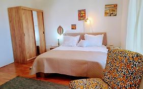 Apartment Ma'Re