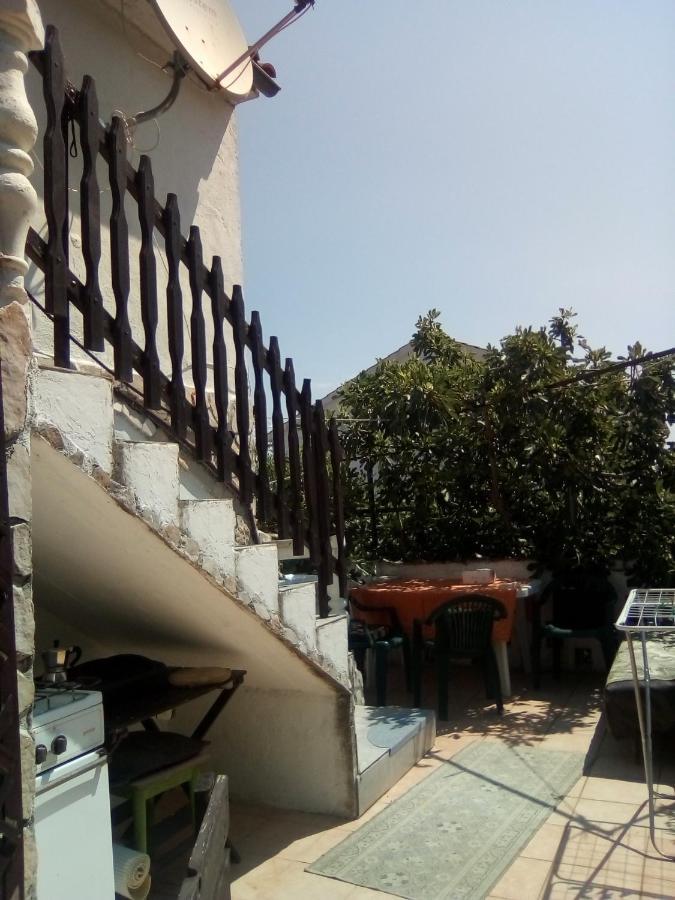 Apartment Ma'Re Supetar Exterior photo